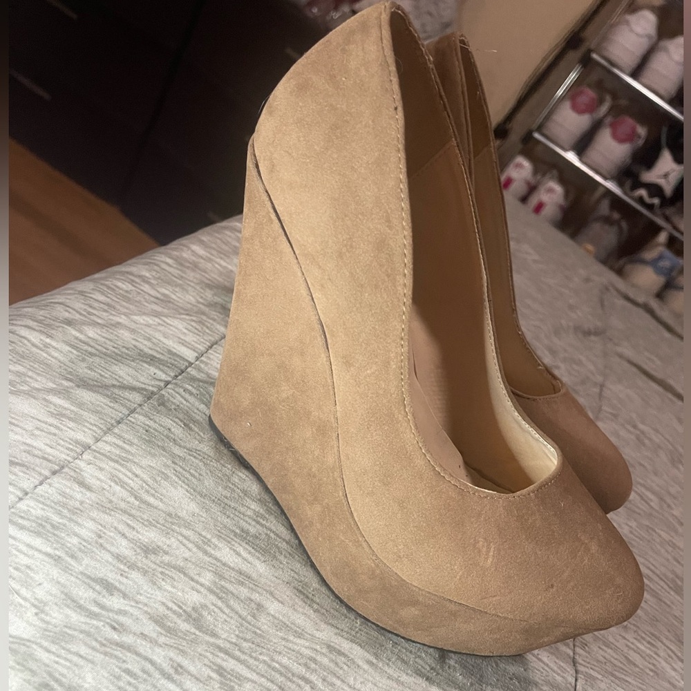 Delicacy platforms👑 - Picture 2 of 6